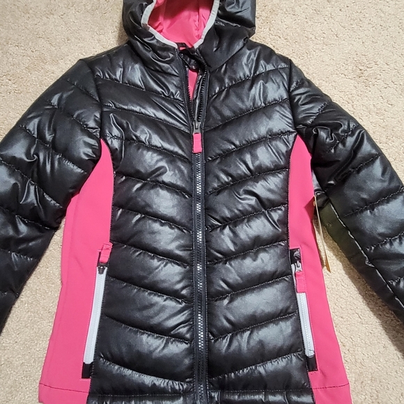 NWT Pink and black girls puffer jacket - Picture 2 of 7